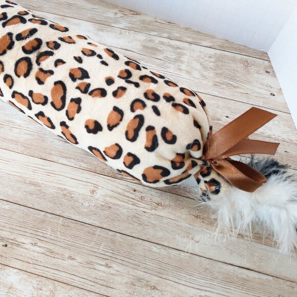 Multipet Katz Kuddlerz Elongated Plush Toy Cat Large Kicker Feathers Crinkle - Picture 5 of 7